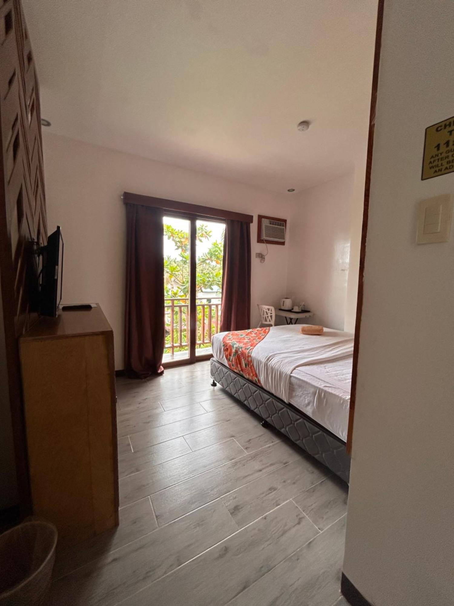 Puyo Suites Homestay General Luna  Ngoại thất bức ảnh