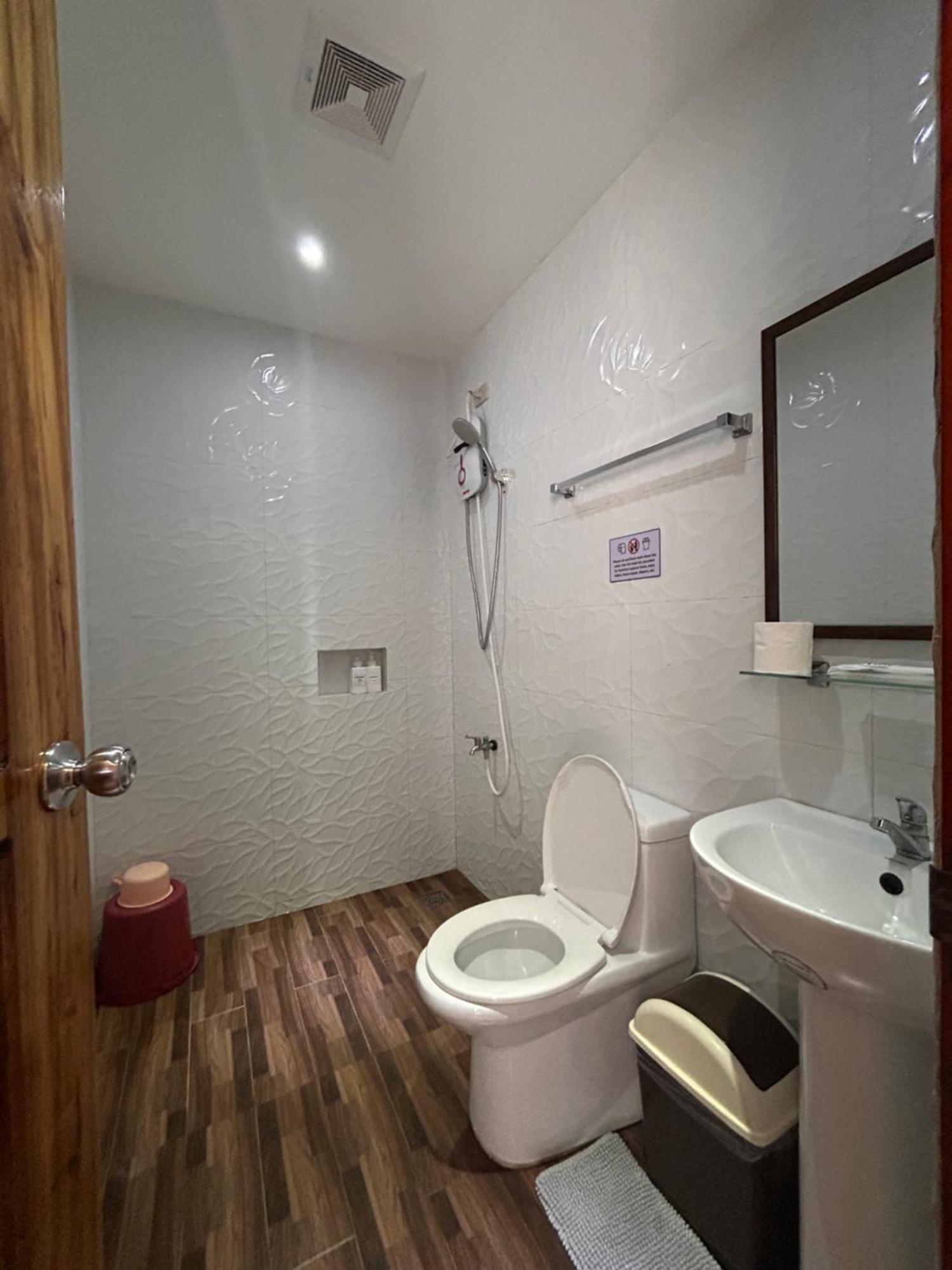Puyo Suites Homestay General Luna  Ngoại thất bức ảnh